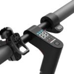 Xiaomi Electric Scooter 4 Lite Black with Dual Brake System up 25 Km/H Maximum Speed | 20km Travel Distance | Pneumatic 8.5 Inch Tire, 1110X1145mm - Image 5