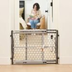 Regalo Easy Fit Plastic AdjUStable Extra Wide Baby Gate - Image 4