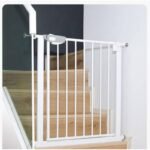 SKY-TOUCH Auto Close Safety Baby Gate, 80.00 x 6.00 x 75.00 cm Durable Fence Barrier for Stairs & Doorways, Easy Install Dog Gate